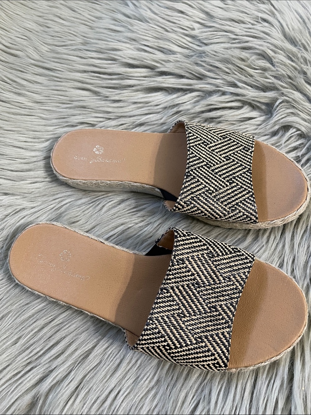 Tommy Bahama Tan Slide Sandals